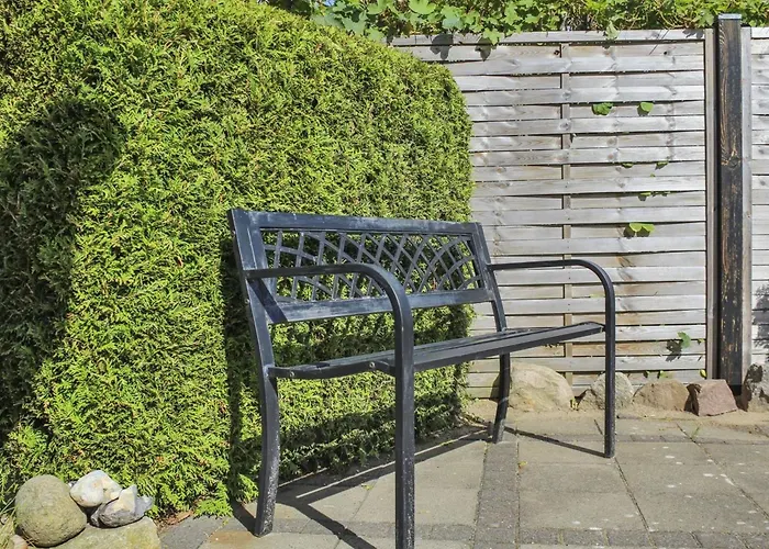 Emmik - 150m From The Sea By Interhome